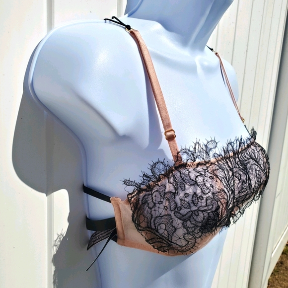 Victoria's Secret Balconette Bra NWOT - Picture 3 of 6